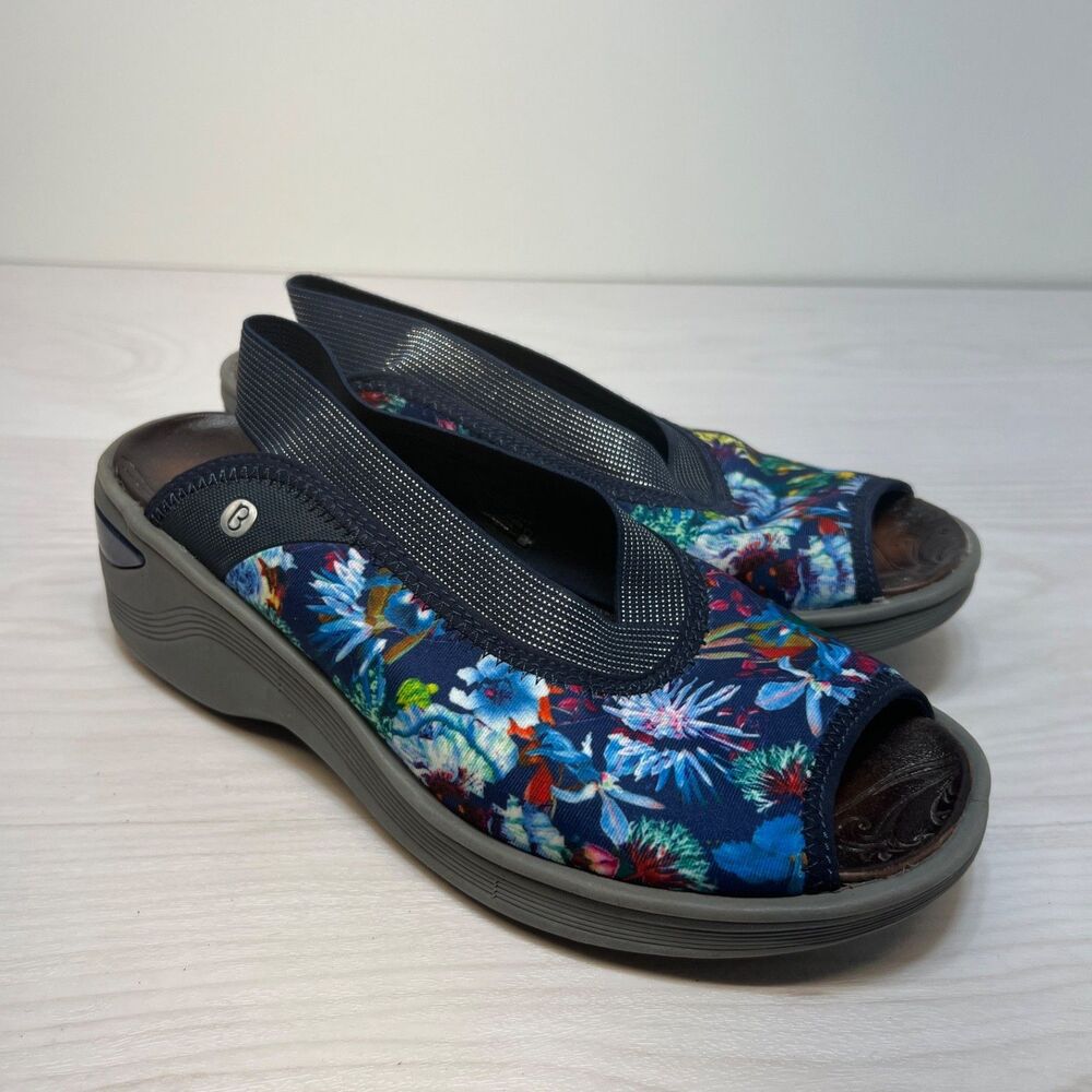BZEES Navy Blue Floral Del’Rey Womens Slingback Slip On Wedge Shoe Size 10 M